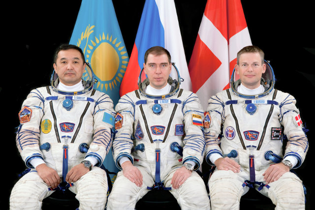 Aidyn Aimbetov, Sergey Volkov e Andreas Mogensen (Foto NASA)