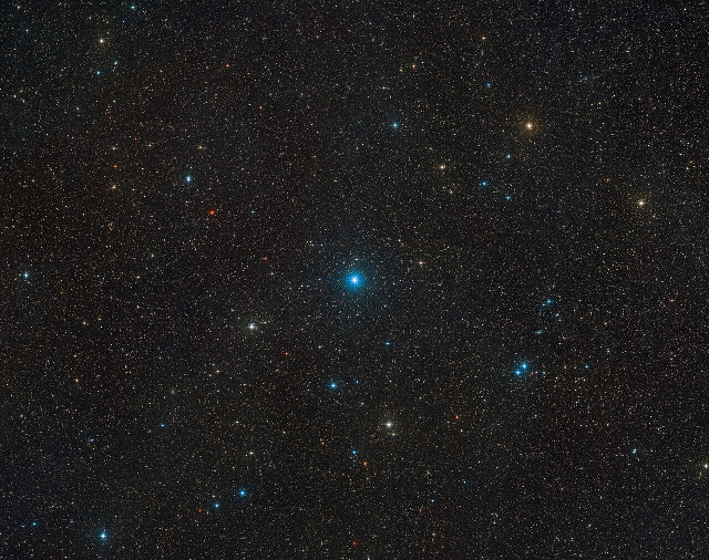 L'area attorno sistema HR 6819 (Immagine ESO/Digitized Sky Survey 2. Acknowledgement: Davide De Martin)