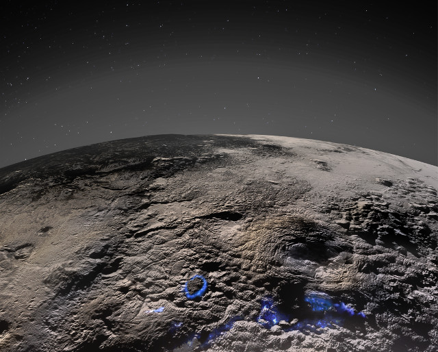 Una parte della superficie di Plutone in scale di grigio con un'interpretazione artistica di come i processi criovulcanici possano aver operato indicata in blu