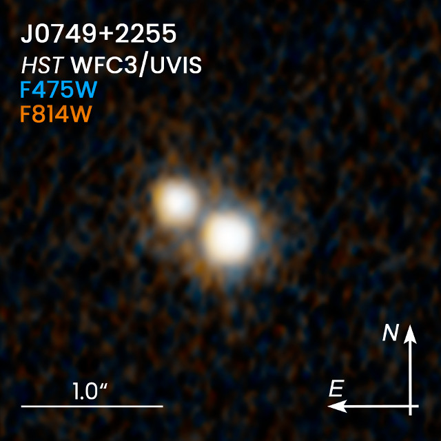I due quasar di SDSS J0749+2255 visti da Hubble (Immagine NASA, ESA, Yu-Ching Chen (UIUC), Hsiang-Chih Hwang (IAS), Nadia Zakamska (JHU), Yue Shen (UIUC) )