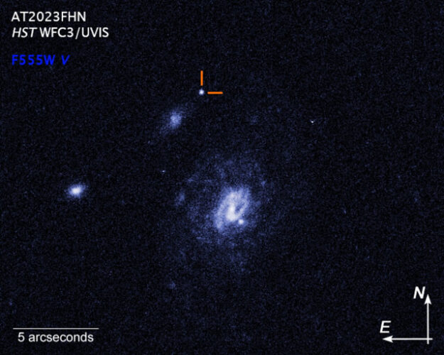 AT2023fhn visto da Hubble