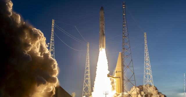 Il satellite Sentinel-1D decolla su un razzo Ariane 6 (Foto cortesia ESA-CNES-ARIANESPACE/Optique vidéo du CSG–P. Piron. Licenza Standard ESA)