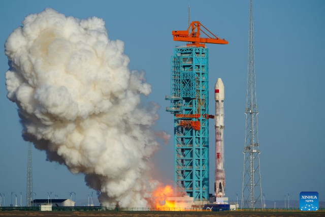 Il razzo vettore Zhuque-3 Y2 al decollo (Foto cortesia Wang Jiangbo/Xinhua)