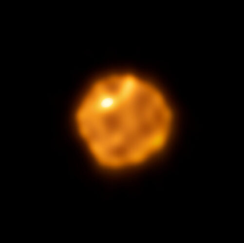 Betelgeuse vista dal radiotelescopio ALMA (Immagine ALMA(ESO/NAOJ/NRAO)/W. Dent et al.)